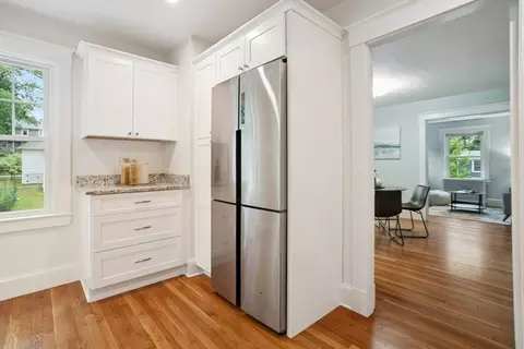 71 Winthrop Ave, Reading, MA 01867 photo 9