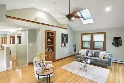 Living - 10 Thorndike St, Reading, MA 01867 photo 2 of 2