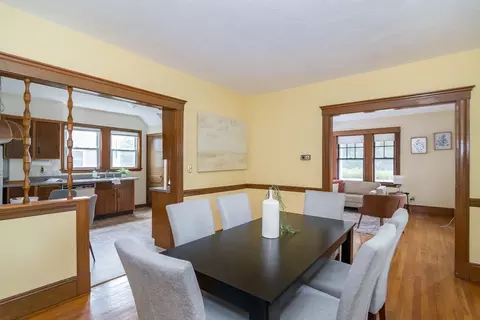 1090 Greendale Ave, Needham, MA 02492 photo 8