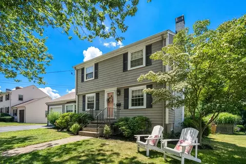 79 Sias Ln, Milton, MA 02186