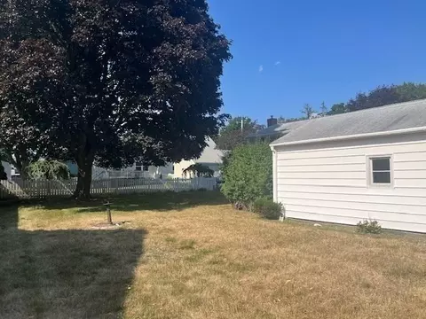 Exterior - 193 Pine St, Danvers, MA 01923 photo 2 of 5