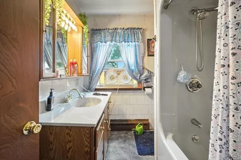 Bath - 22 Keddy Blvd, Chicopee, MA 01020 photo 1 of 4