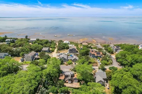 118 Bay Rd, Eastham, MA 02642