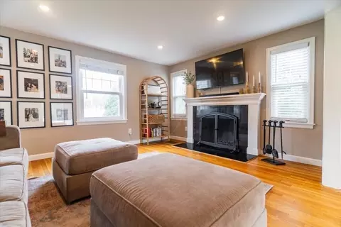 336 Common St, Walpole, MA 02081 photo 11