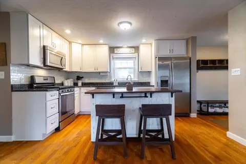 336 Common St, Walpole, MA 02081 photo 4