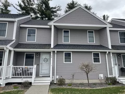 94 Sycamore Dr #94, Leominster, MA 01453