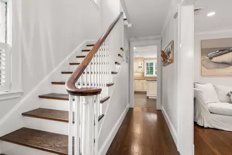 14 Sunset, Wellesley, MA 02482 photo 3