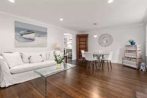 14 Sunset, Wellesley, MA 02482 photo 4
