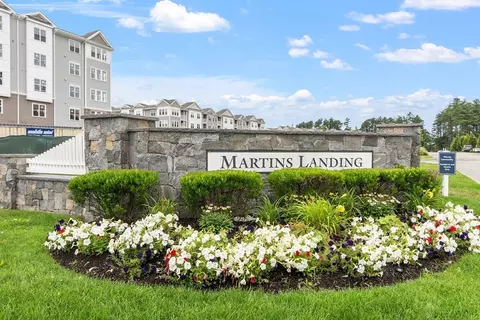 240 Martins Lndg #405, North Reading, MA 01864