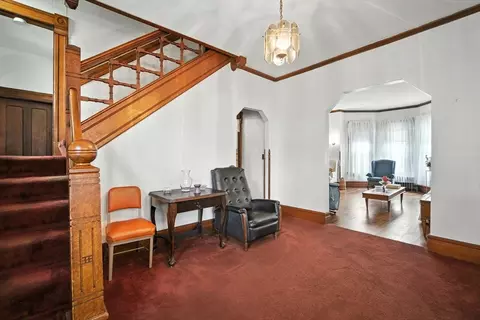 117 Buckingham St, Springfield, MA 01109 photo 6