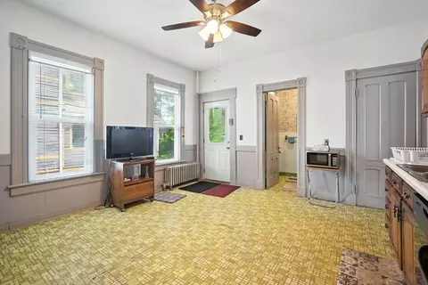 117 Buckingham St, Springfield, MA 01109 photo 10