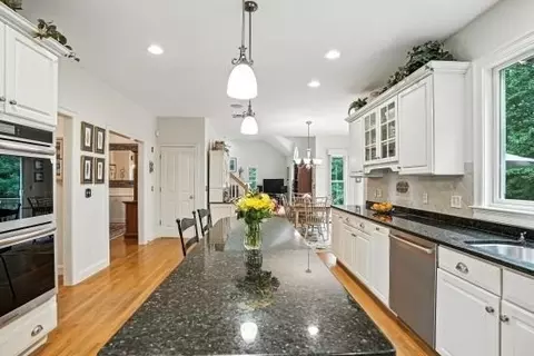 8 Miscoe Hill Rd, Upton, MA 01568 photo 8
