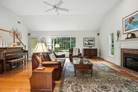 8 Miscoe Hill Rd, Upton, MA 01568 photo 19