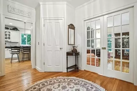 8 Miscoe Hill Rd, Upton, MA 01568 photo 3