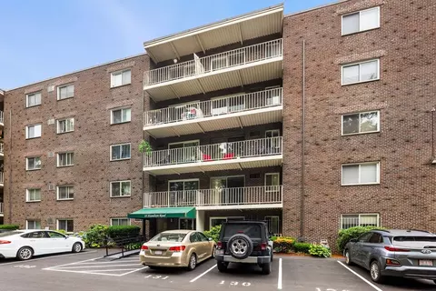 18 Hamilton Rd #502, Arlington, MA 02474