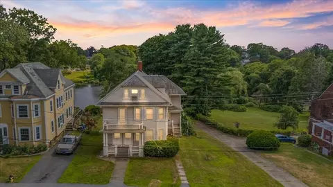 29 Saltonstall Rd, Haverhill, MA 01830