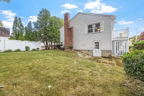 Exterior - 152 Bridge St, Beverly, MA 01915 photo 2 of 3