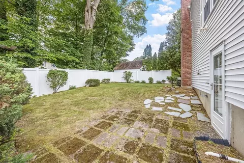 Exterior - 152 Bridge St, Beverly, MA 01915 photo 3 of 3