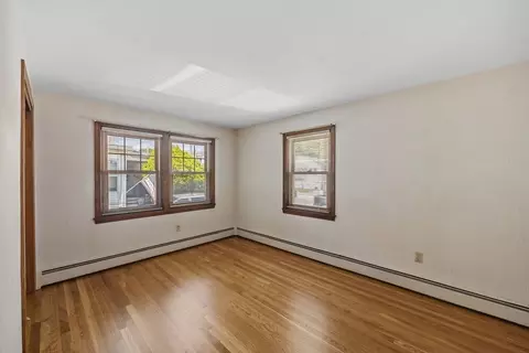 Bedroom - 152 Bridge St, Beverly, MA 01915 photo 4 of 5