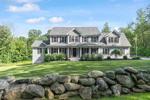 11 Grow Ln, Princeton, MA 01541