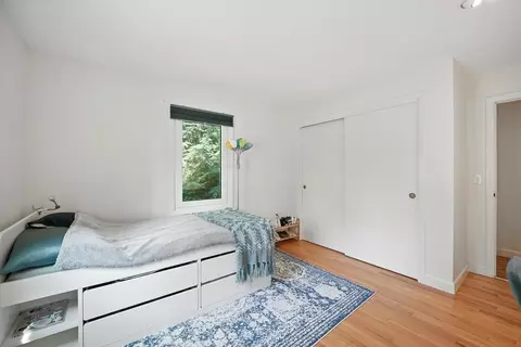 33 West St, Easthampton, MA 01027 photo 19