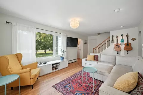 33 West St, Easthampton, MA 01027 photo 7