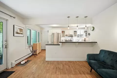 33 West St, Easthampton, MA 01027 photo 14