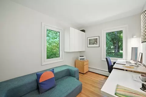 33 West St, Easthampton, MA 01027 photo 17