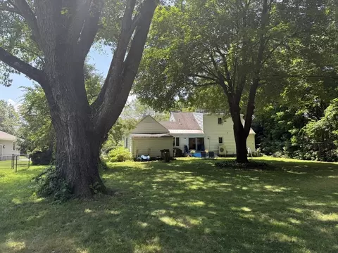 33 West St, Easthampton, MA 01027 photo 36