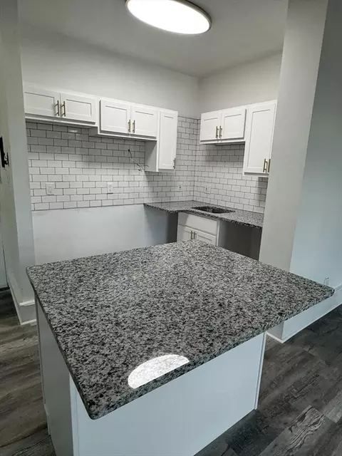 140 Chestnut St #202, Springfield, MA 01103 photo 11