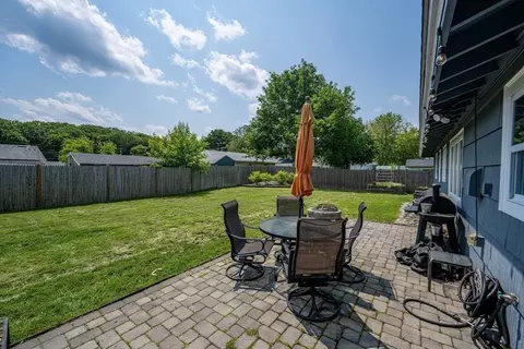 Exterior - 6 Exeter Rd, Beverly, MA 01915 photo 4 of 9