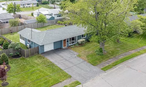 View/Area - 6 Exeter Rd, Beverly, MA 01915 photo 1 of 2