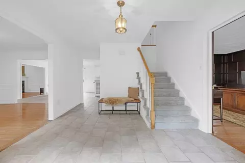 Entry Way - 9 Vincent Rd, Mendon, MA 01756 photo 1 of 2