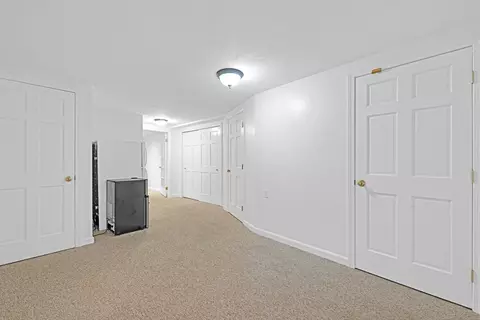 Entry Way - 9 Vincent Rd, Mendon, MA 01756 photo 2 of 2