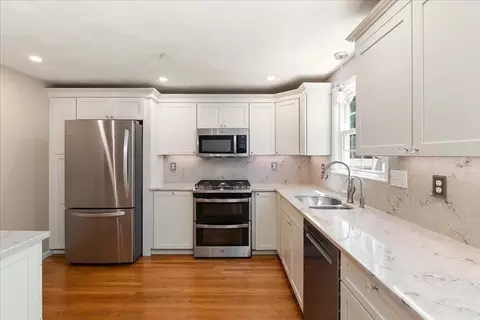 Kitchen - 11 Apple Rdg #5, Maynard, MA 01754 photo 3 of 4