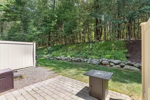 Exterior - 11 Apple Rdg #5, Maynard, MA 01754 photo 4 of 9