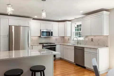 Kitchen - 11 Apple Rdg #5, Maynard, MA 01754 photo 2 of 4
