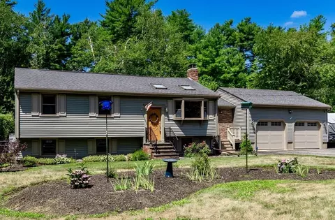 508 Crane Ave S, Taunton, MA 02780