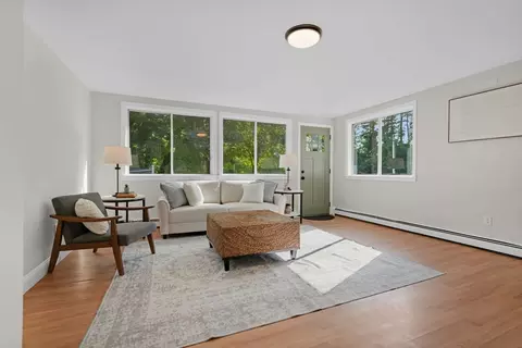 18 Brown St, Wareham, MA 02571 photo 3