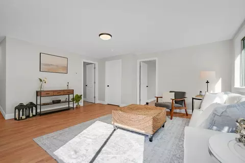 18 Brown St, Wareham, MA 02571 photo 5