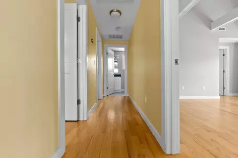 Entry Way - 8 Sylvan # A, Danvers, MA 01923 photo 6 of 6