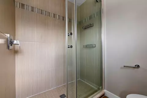 Bath - 8 Sylvan # A, Danvers, MA 01923 photo 1 of 3