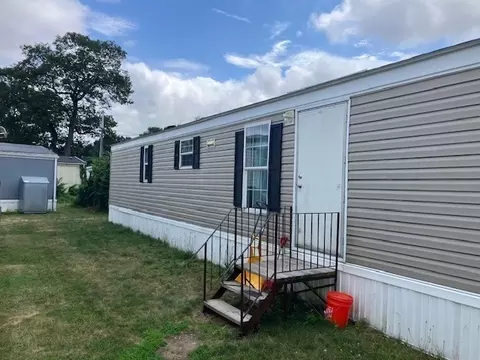 557 SW Cutoff #100, Auburn, MA 01501