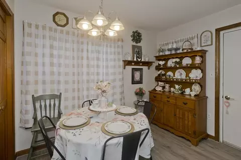 15 Castlegate Dr #A, Springfield, MA 01129 photo 3