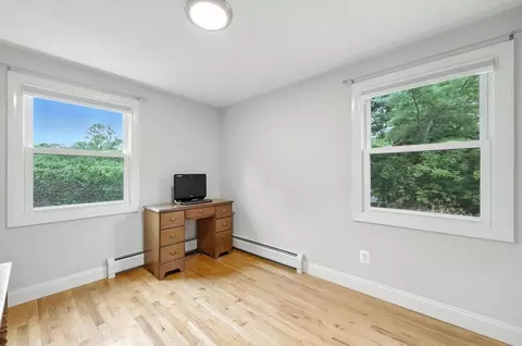 6 Oakridge Cir, Easthampton, MA 01027 photo 21