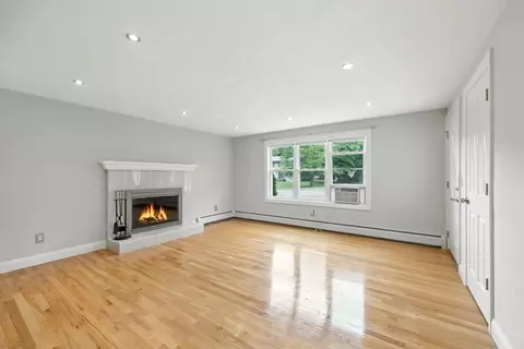 6 Oakridge Cir, Easthampton, MA 01027 photo 15