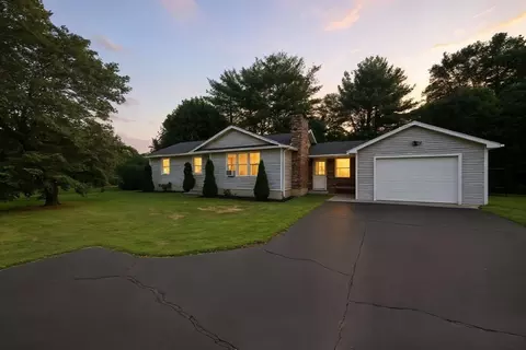 6 Oakridge Cir, Easthampton, MA 01027 photo 5