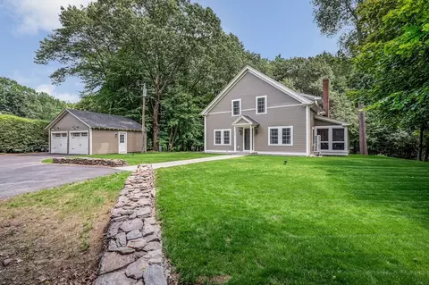323 Northfield Rd, Lunenburg, MA 01462
