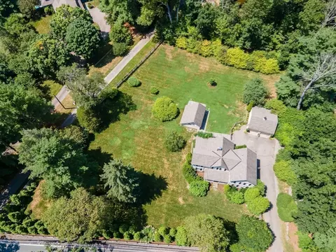 View/Area - 31 Walpole St, Dover, MA 02030 photo 1 of 1