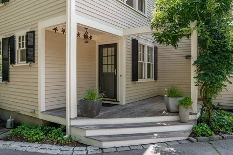 Exterior - 31 Walpole St, Dover, MA 02030 photo 5 of 7
